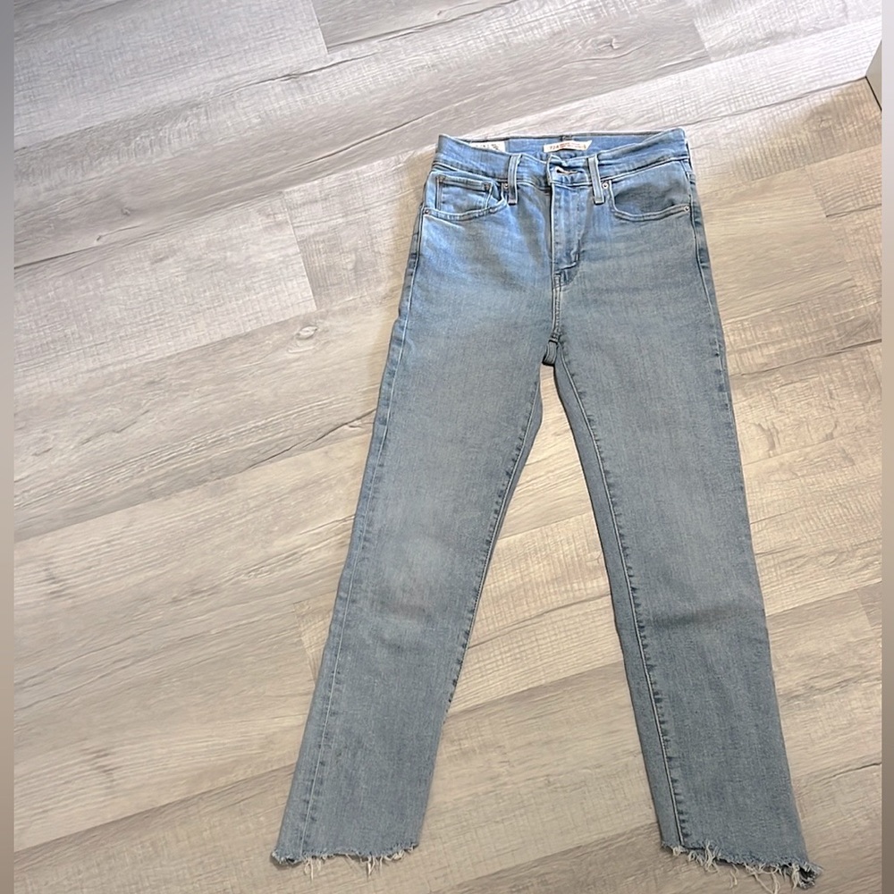 Levi’s 724 High Rise Straight Jeans